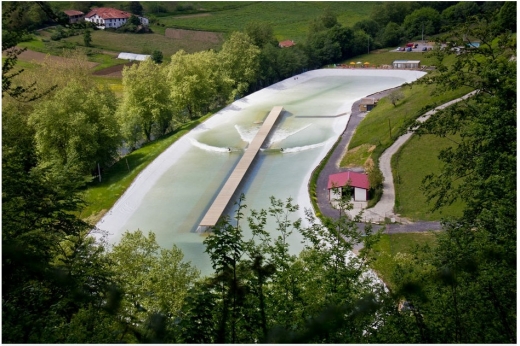 Самая длинная искусственная волна!