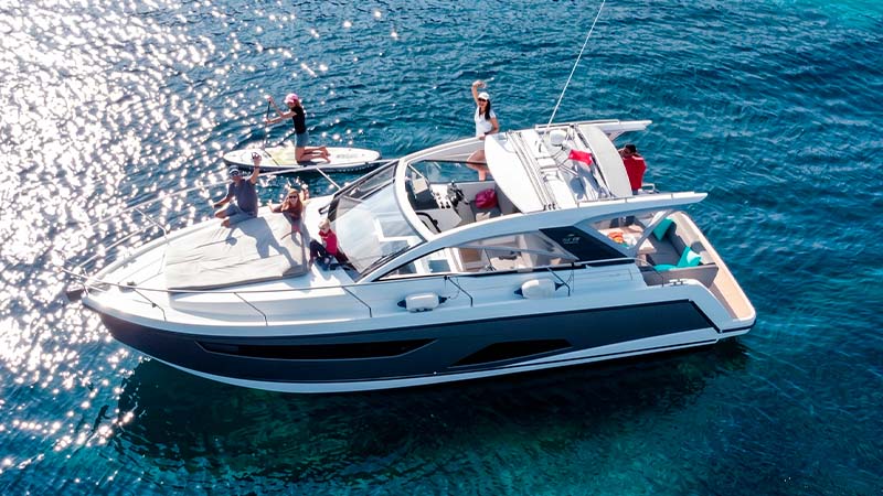 Sealine S330