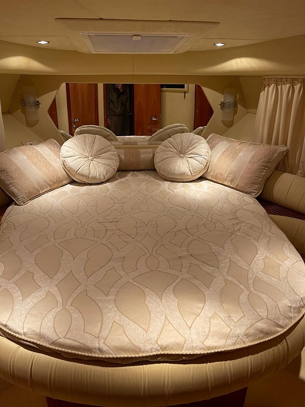 Продается Azimut 39 с флайбриджем