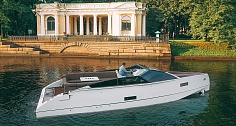 Аренда катера Белуга в Санкт-Петербурге