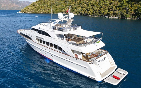 Чартер яхты Benetti 115 в Турции