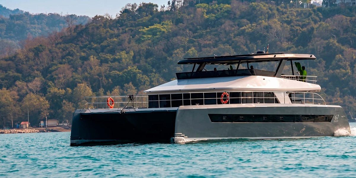 Продажа моторного катамарана Floeth Yachts Solstice 67 на Пхукете