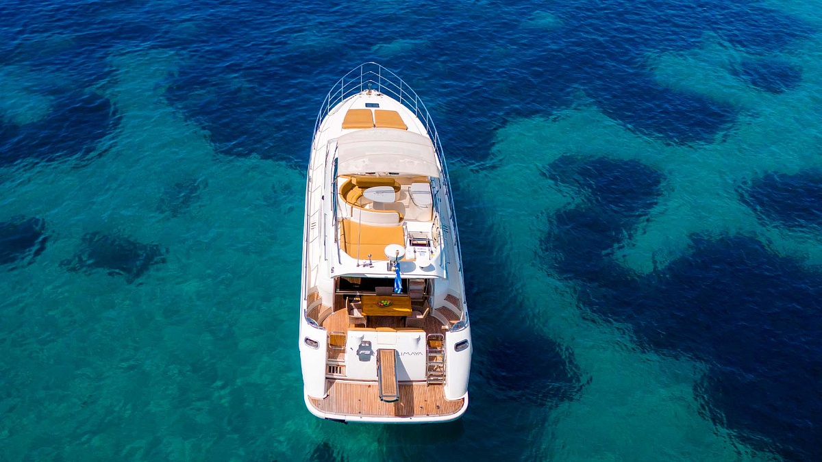 Аренда яхты Azimut 58 Limaya на Миконосе