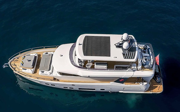 Купить яхту Sirena 64