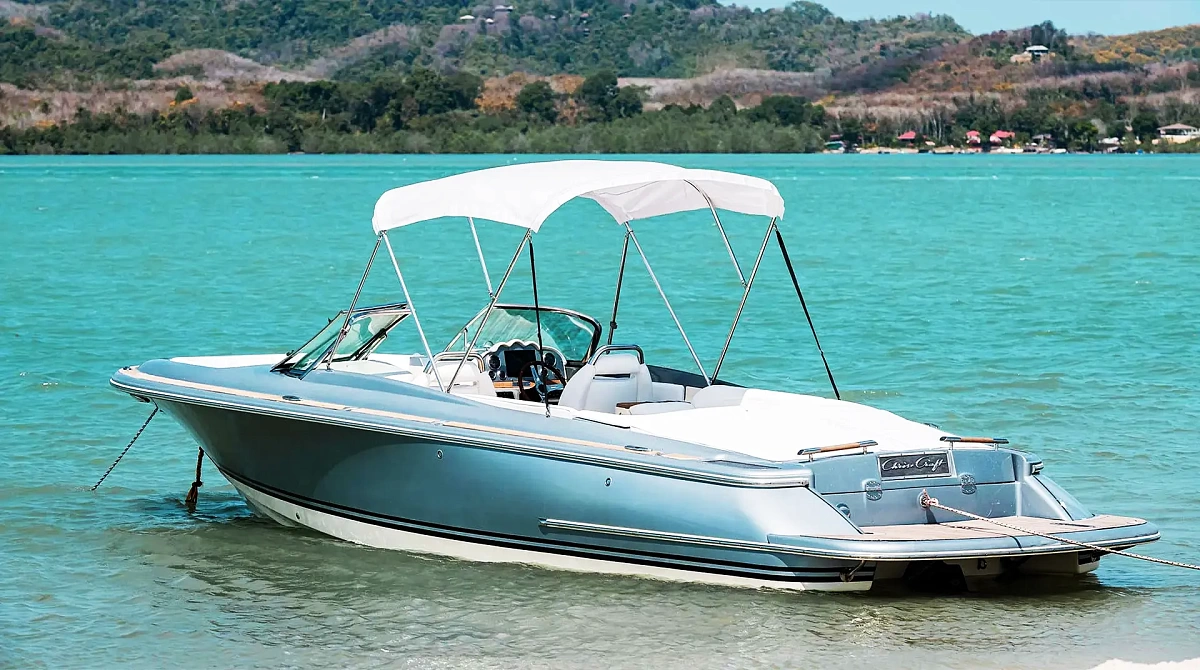 Тент от солнца (бимини) на катере Chris Craft 27