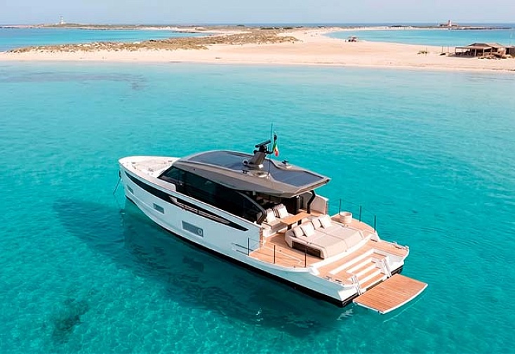 Azimut Seadeck 6