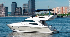 Аренда яхты Fairline Phantom 40 в Москве и Подмосковье - Москва река