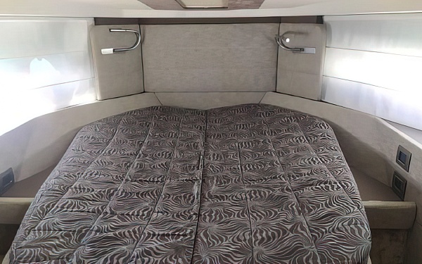 Продажа моторной яхты Cranchi M44 HT
