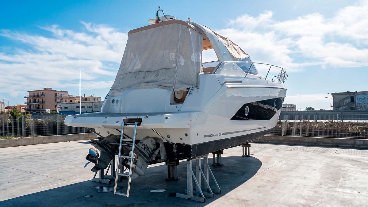 Продается яхта Cranchi Z35 2018 года в Италии
