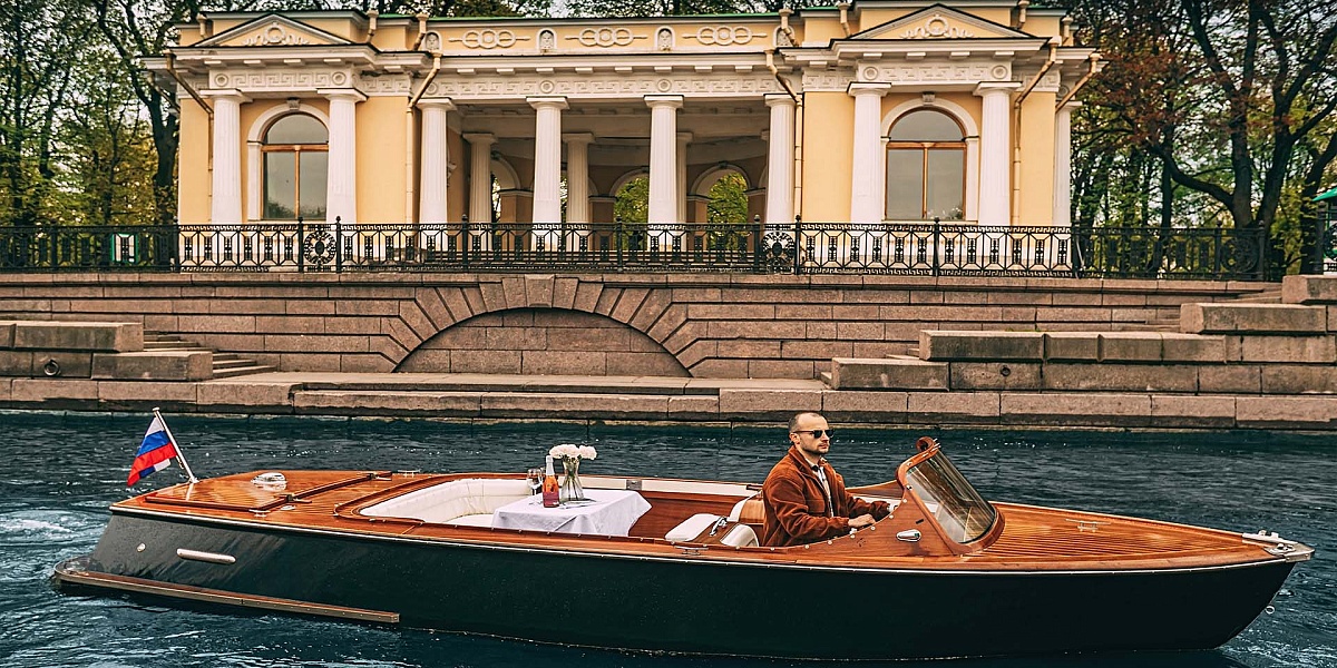 Аренда катера МИА в Санкт-Петербурге