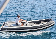 Продажа яхты Mangusta 108 во Франции - тендер