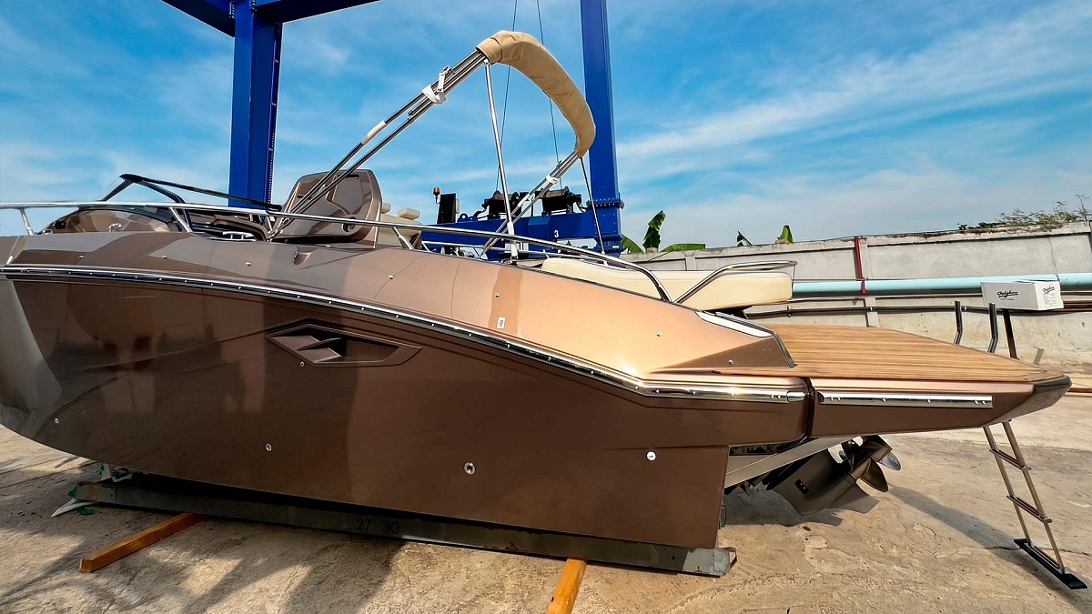 Продажа нового круизера Cranchi 30 Enduranceна Пхукете