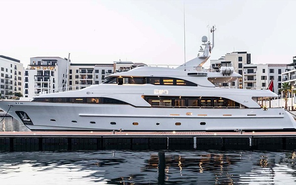 Аренда яхты Benetti 115 DXB во Франции