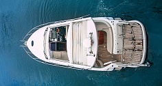 Аренда каютного катера Nordic 38 в Санкт-Петербурге - сдвижная крыша