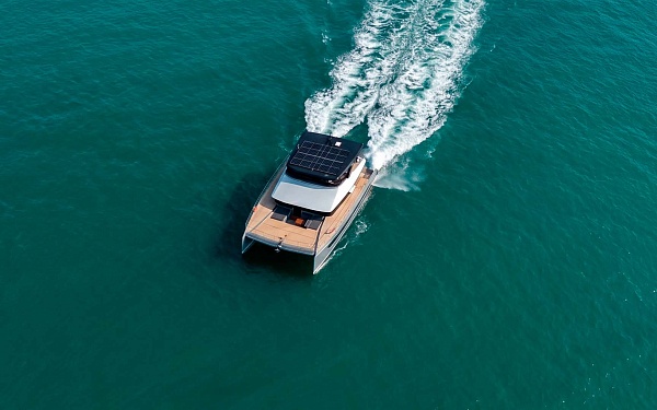 Продажа моторного катамарана Floeth Yachts Solstice 67 на Пхукете
