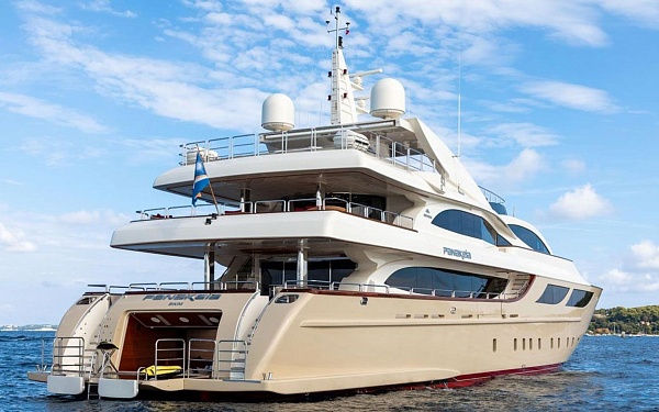 Аренда суперяхты Astondoa 149 Panakeia на Пхукете