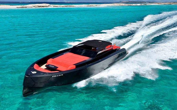 Аренда яхты Vanquish VQ45 на Ибице - 40 узлов