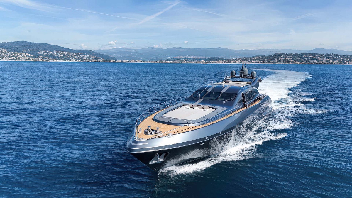 Mangusta 108 JFF глиссирует - аренда яхты во Франции