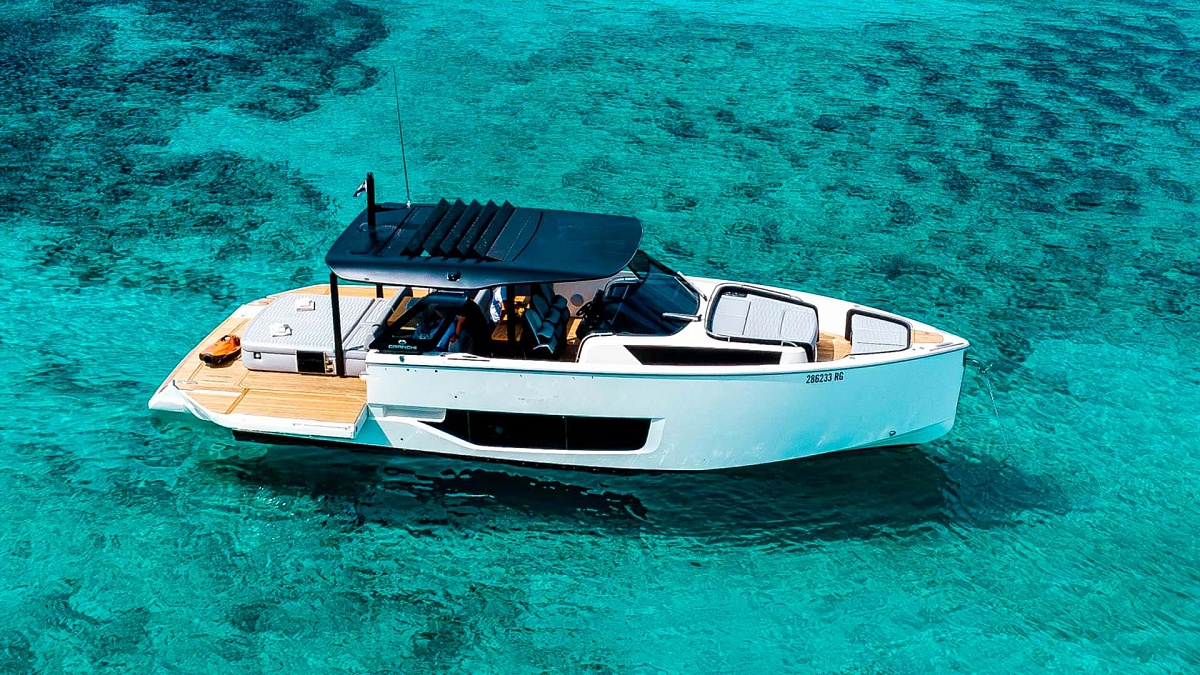 Аренда яхты Cranchi A46 Luxury Tender во Франции