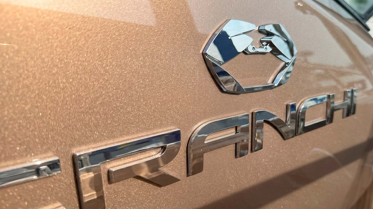 Продажа нового круизера Cranchi 30 Enduranceна Пхукете - логотип Cranchi