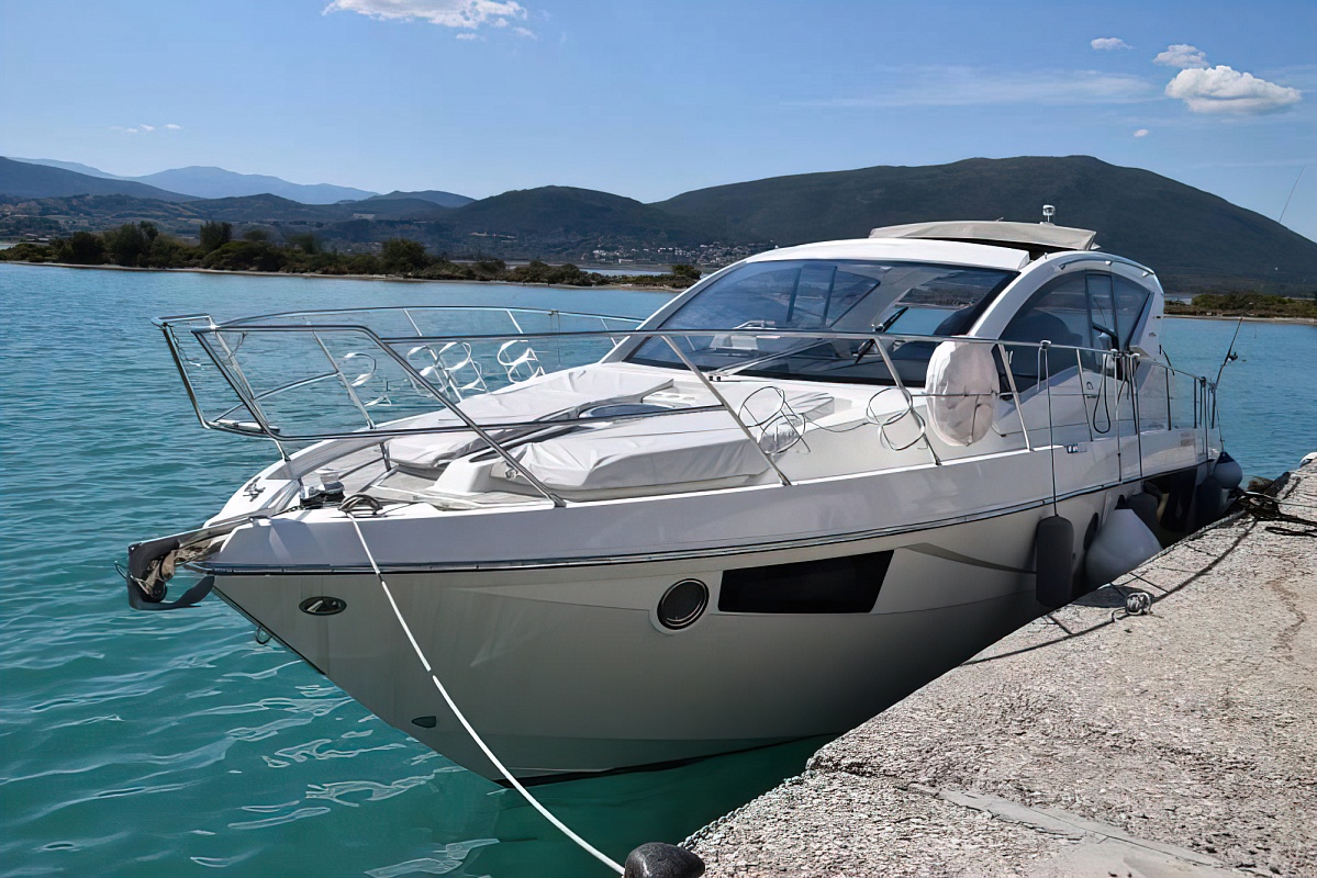Продажа моторной яхты Cranchi M44 HT