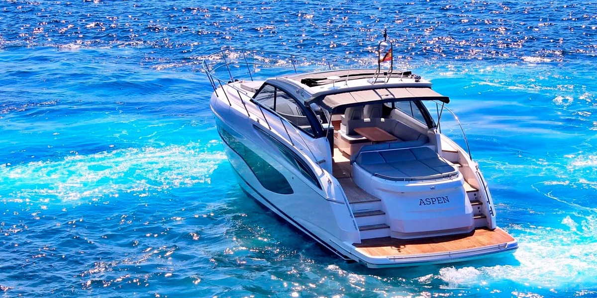 Аренда яхты Princess V50 на Ибице