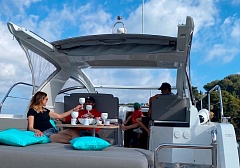 Продается яхта Sealine S330 во Франции