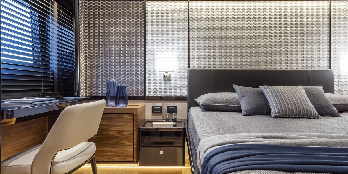 Аренда яхты Absolute во Франции