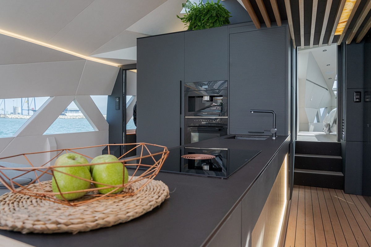Trimaran Hanstaiger X1