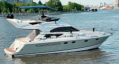 Аренда яхты Fairline Phantom 40 в Москве и Подмосковье