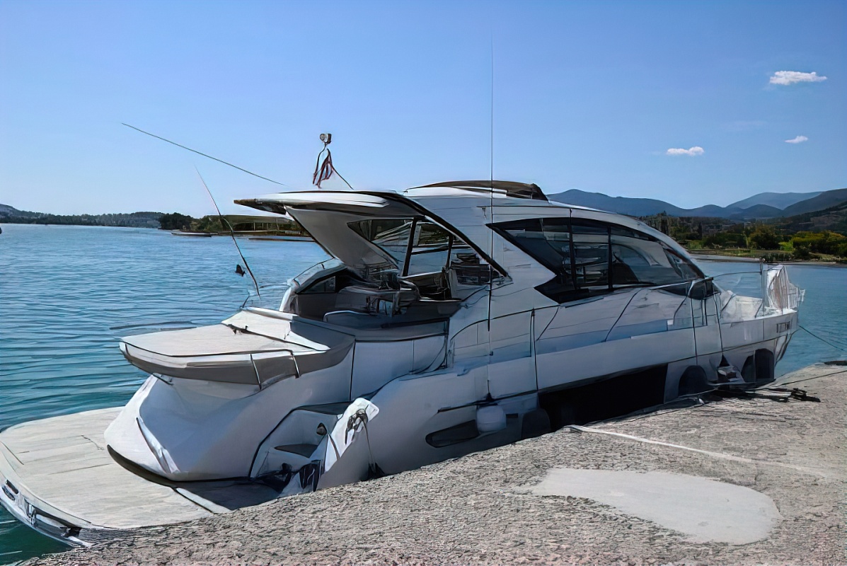 Продажа моторной яхты Cranchi M44 HT