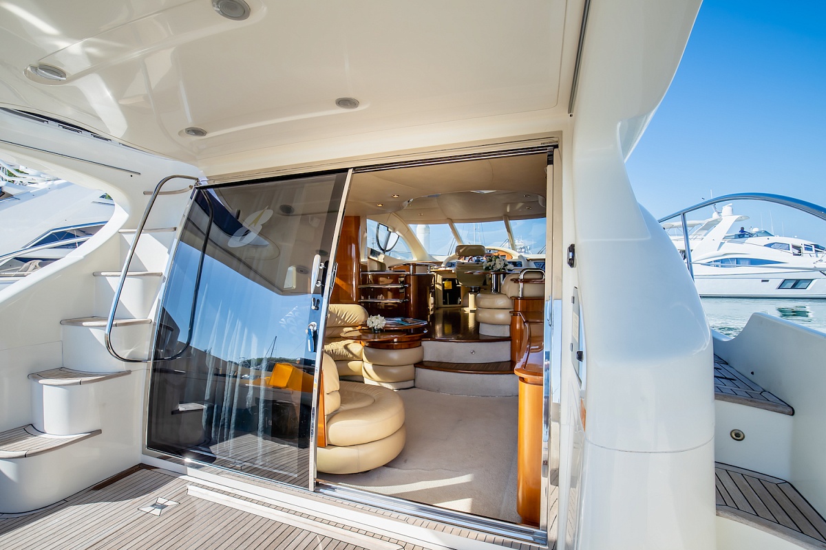 Аренда моторной яхты Azimut 55 MY After 8 на Пхукете, Тайланд